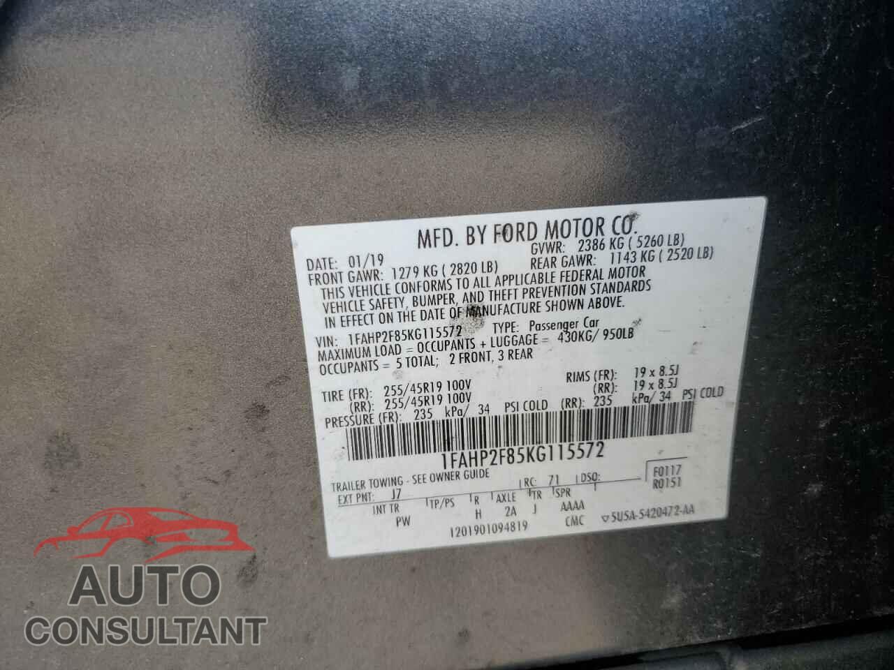 FORD TAURUS 2019 - 1FAHP2F85KG115572