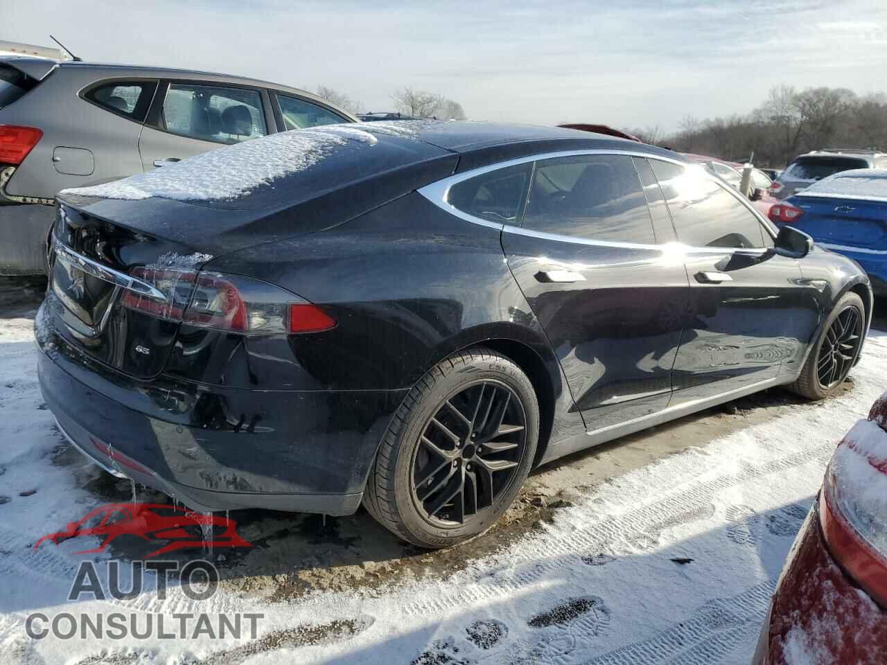 TESLA MODEL S 2013 - 5YJSA1CN3DFP27773