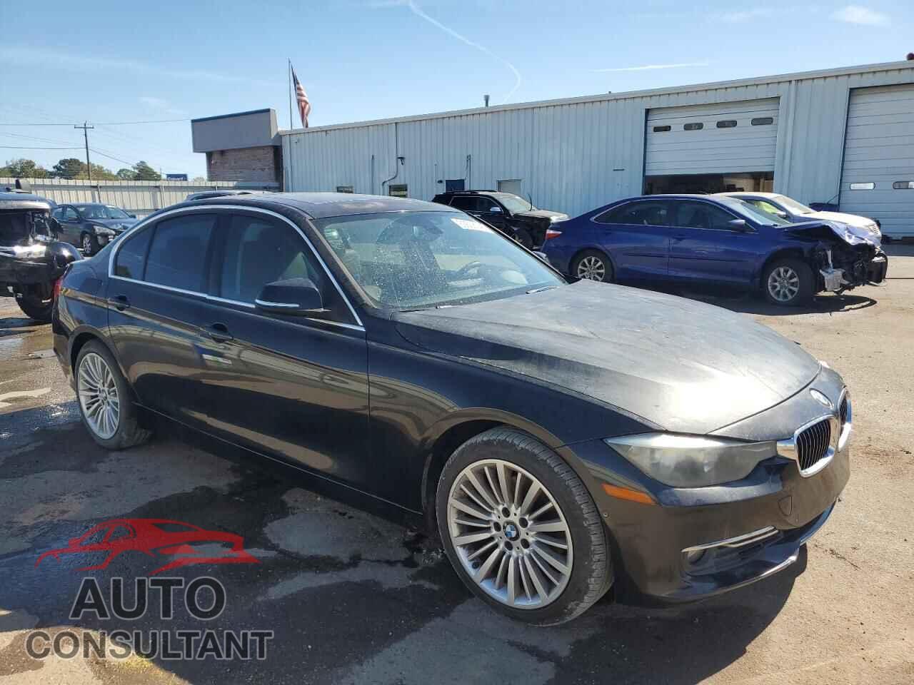 BMW 3 SERIES 2012 - WBA3C1C59CF431680