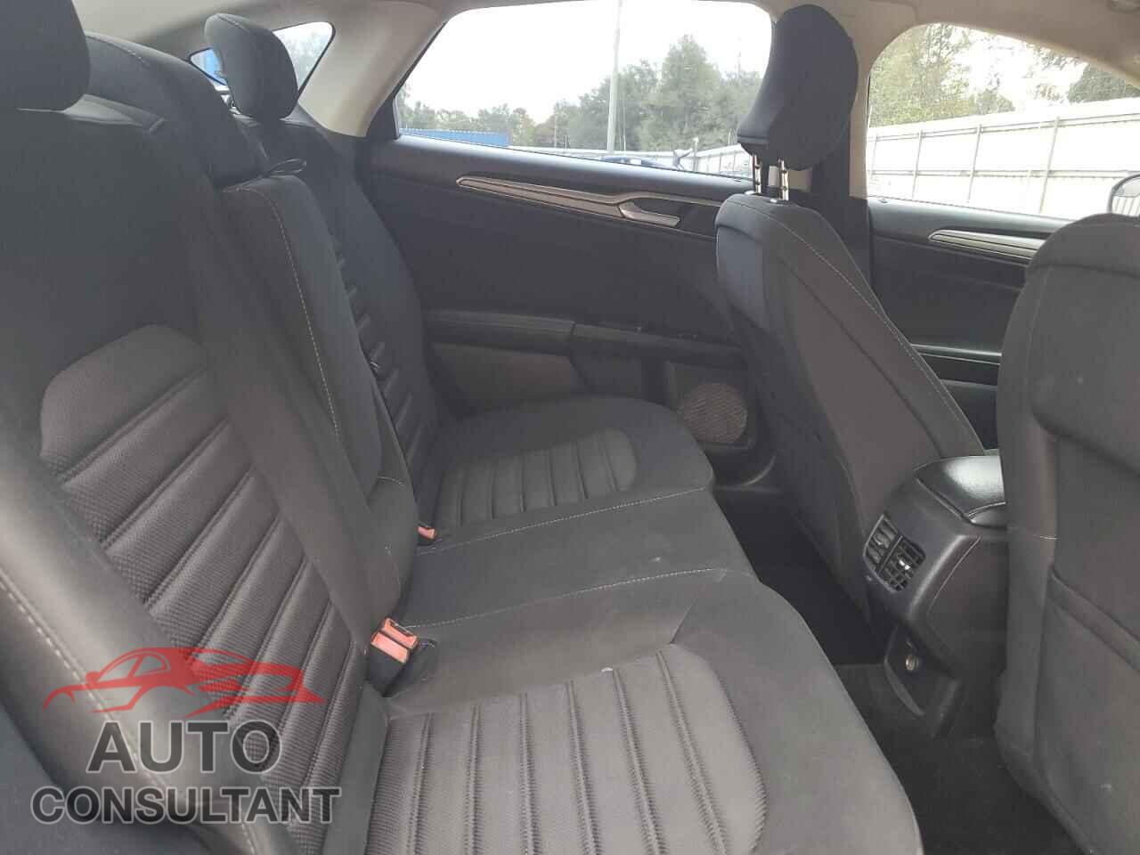 FORD FUSION 2017 - 3FA6P0H75HR226866