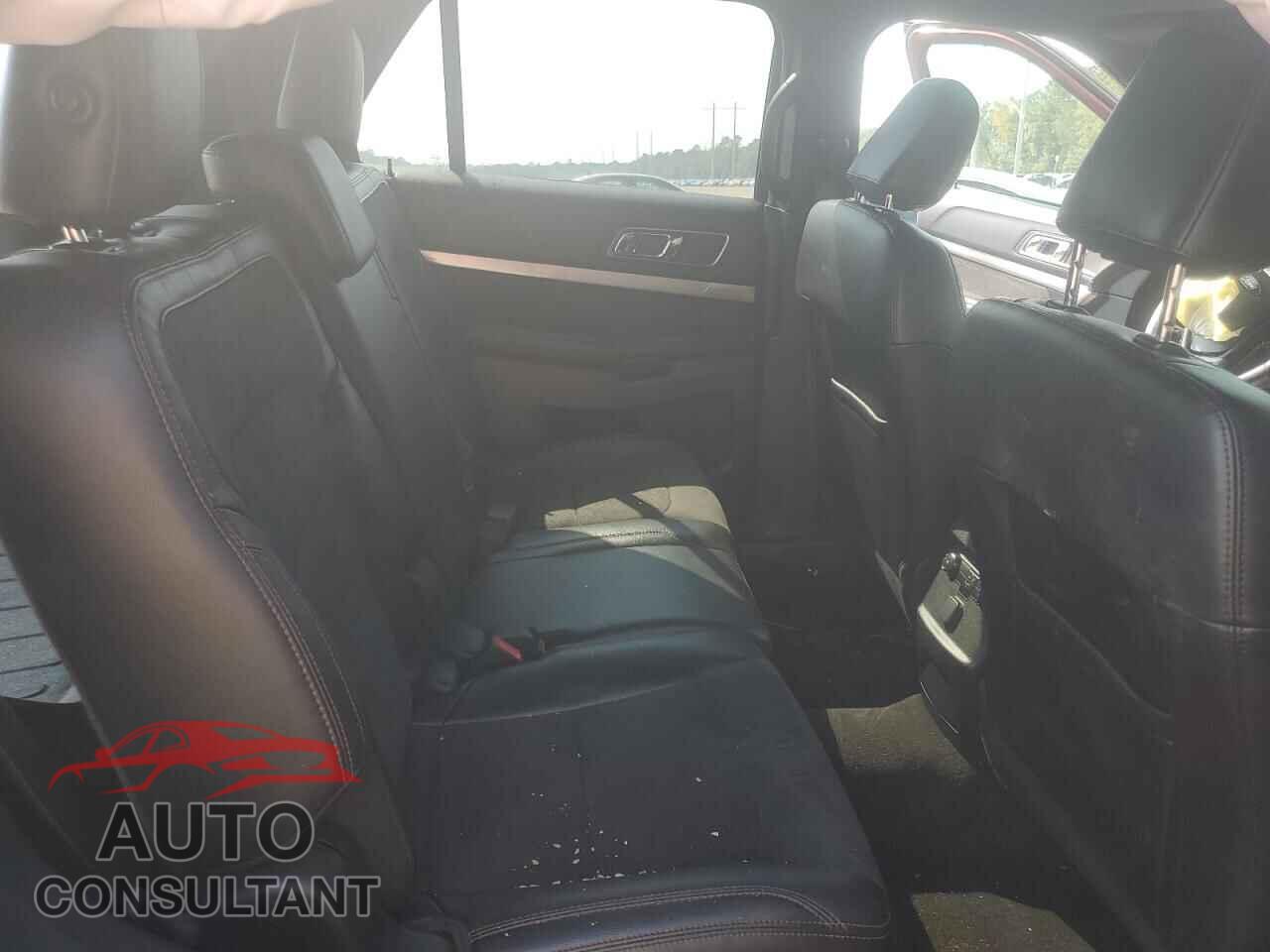 FORD EXPLORER 2018 - 1FM5K8D80JGB77361