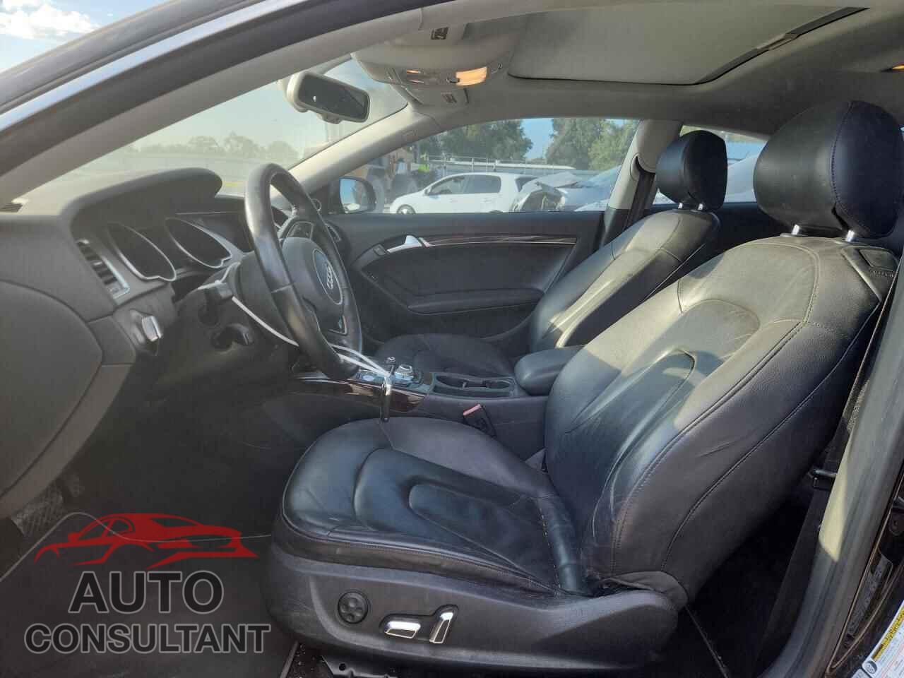 AUDI A5 2013 - WAULFAFR0DA039028