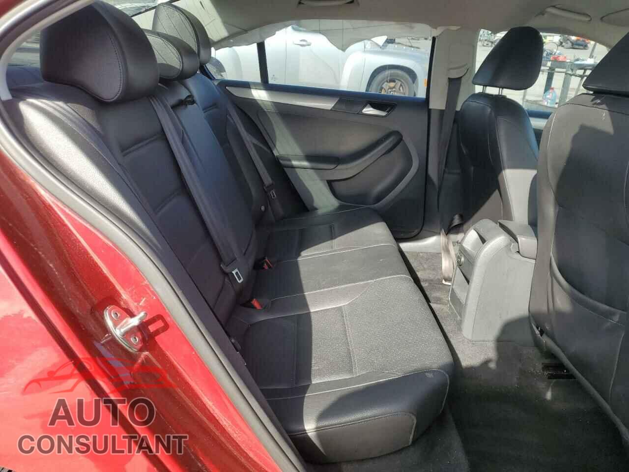 VOLKSWAGEN JETTA 2017 - 3VWDB7AJ9HM336764