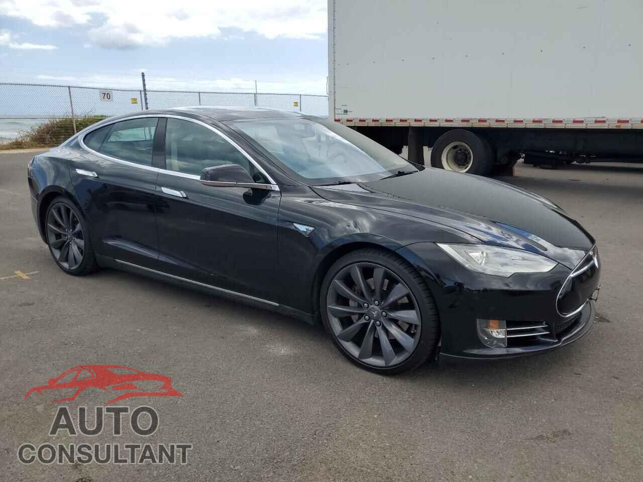 TESLA MODEL S 2012 - 5YJSA1CPXCFP01879