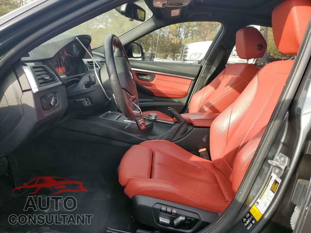 BMW 3 SERIES 2016 - WBA8E3G59GNU00186