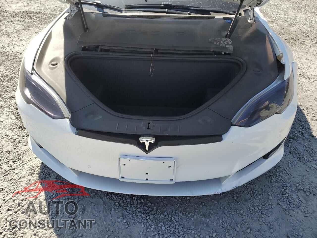 TESLA MODEL S 2018 - 5YJSA1E48JF298016