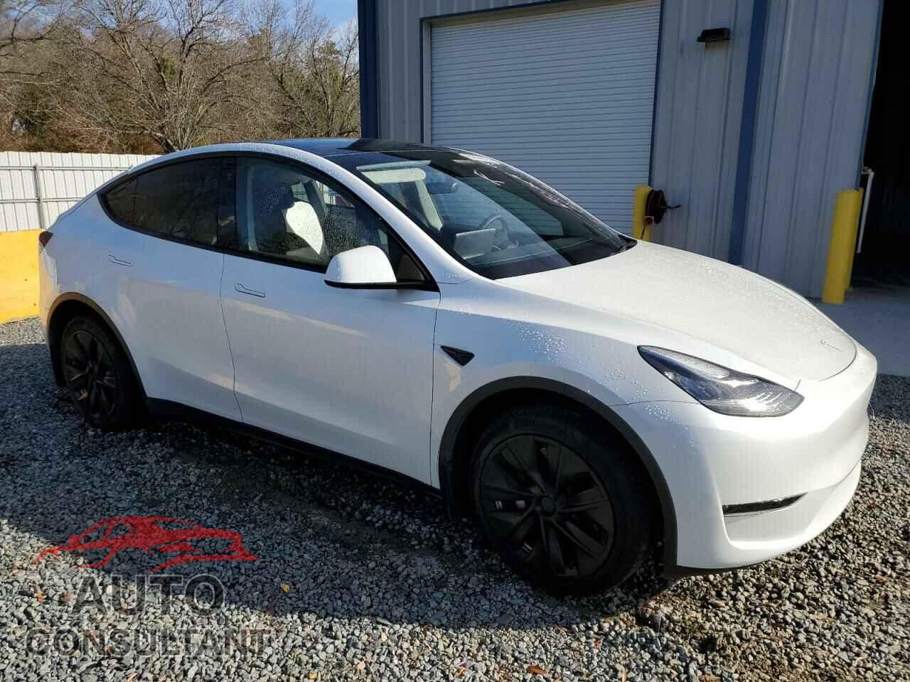 TESLA MODEL Y 2023 - 7SAYGDEE4PA038062