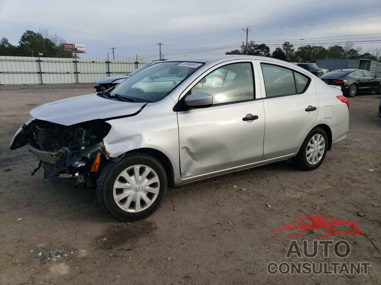 NISSAN VERSA 2018 - 3N1CN7APXJL888282