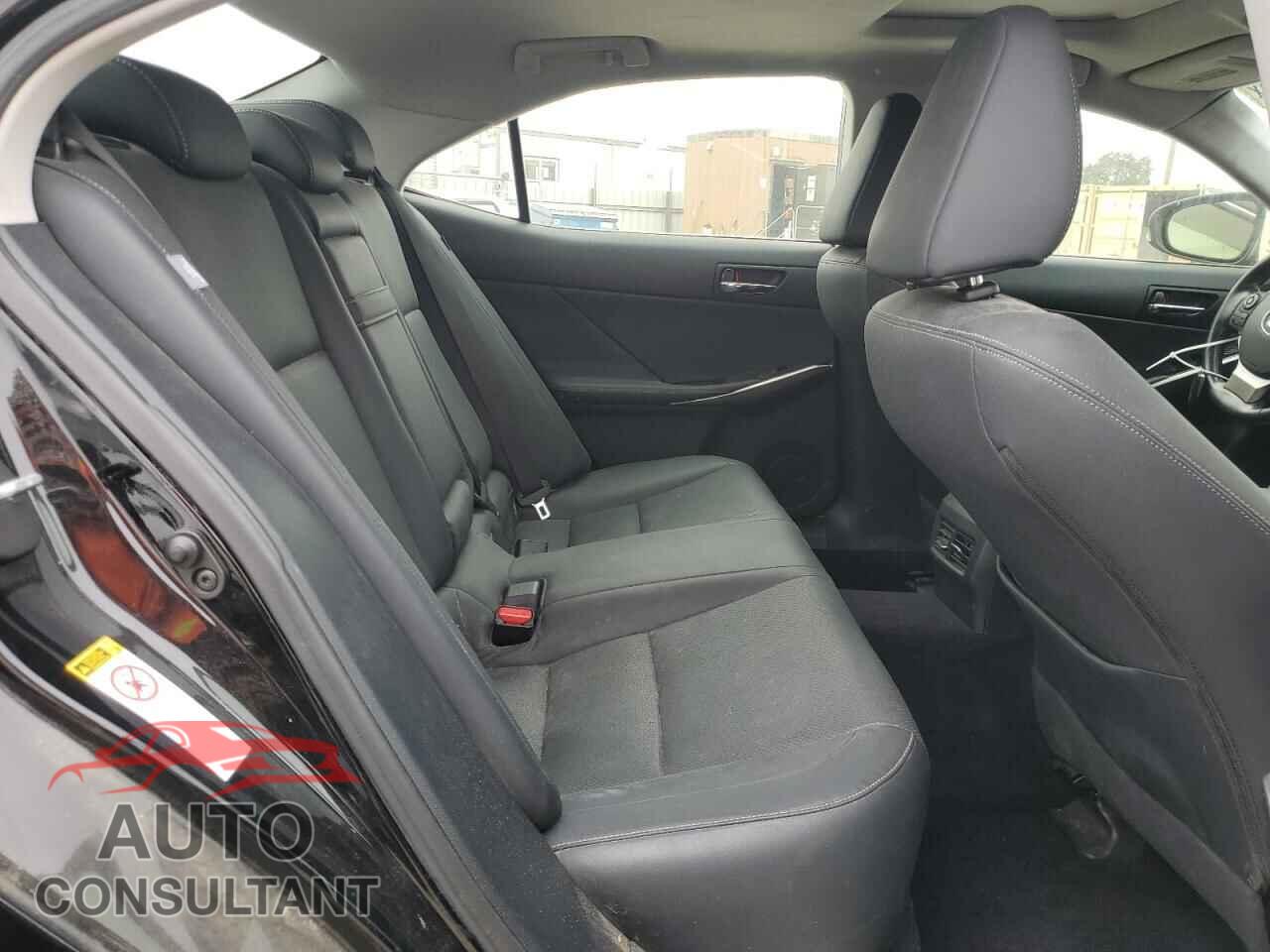 LEXUS IS 2014 - JTHBF1D21E5016774