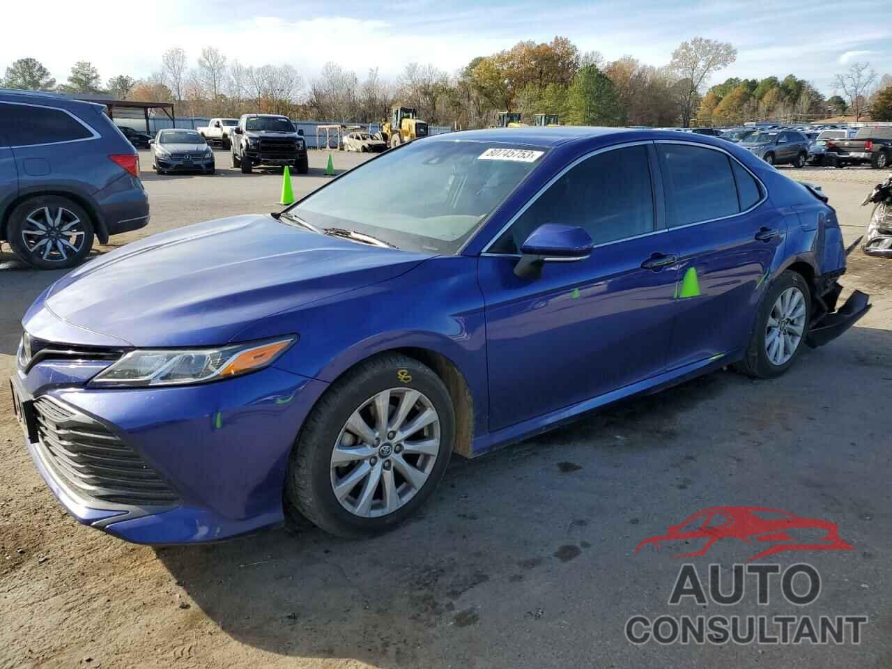 TOYOTA CAMRY 2018 - 4T1B11HK0JU539242