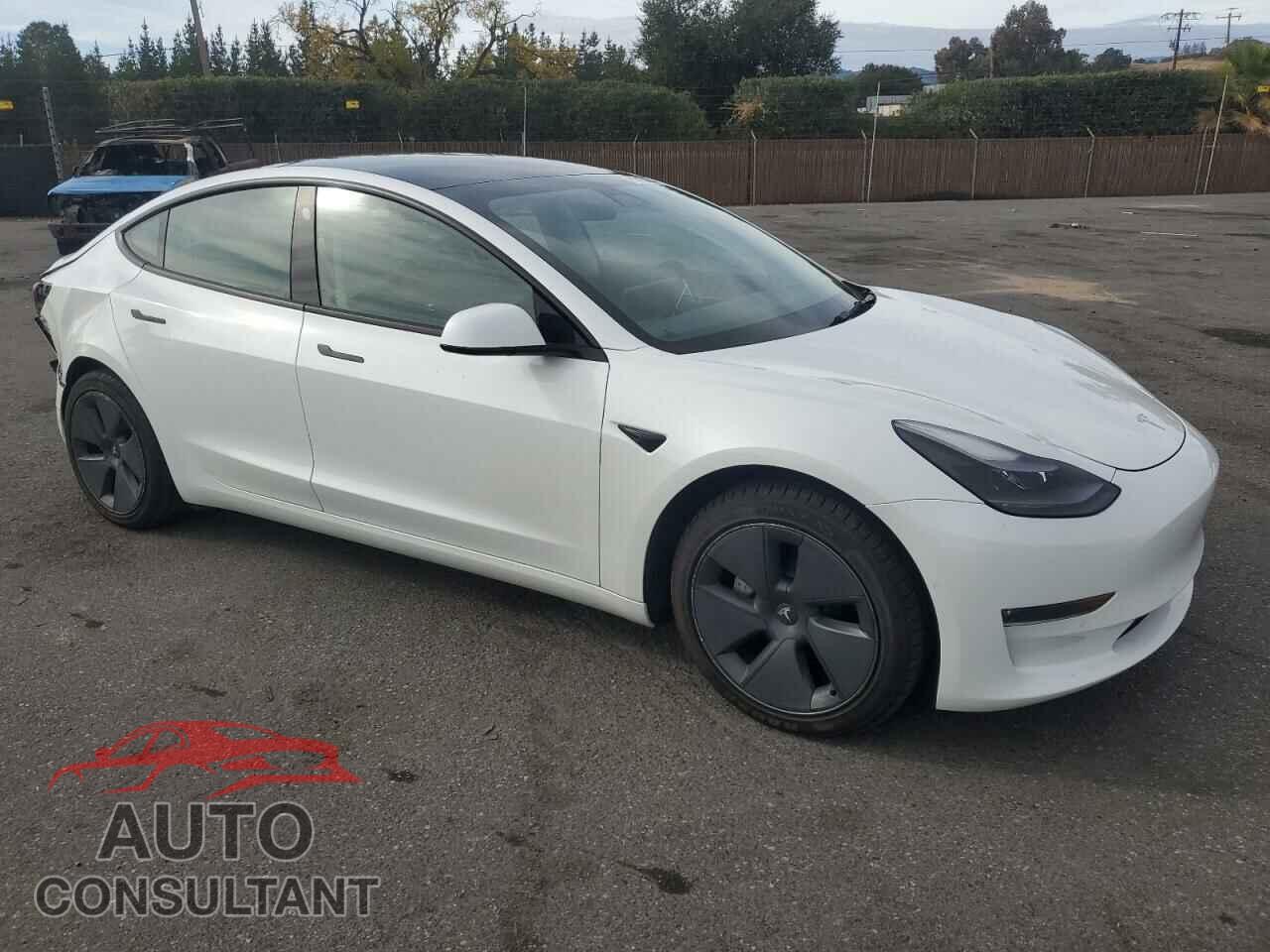 TESLA MODEL 3 2022 - 5YJ3E1EB5NF133523