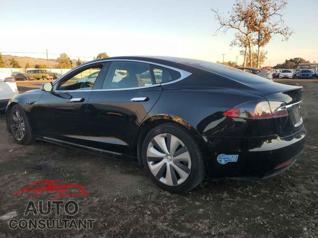 TESLA MODEL S 2021 - 5YJSA1E2XMF425237