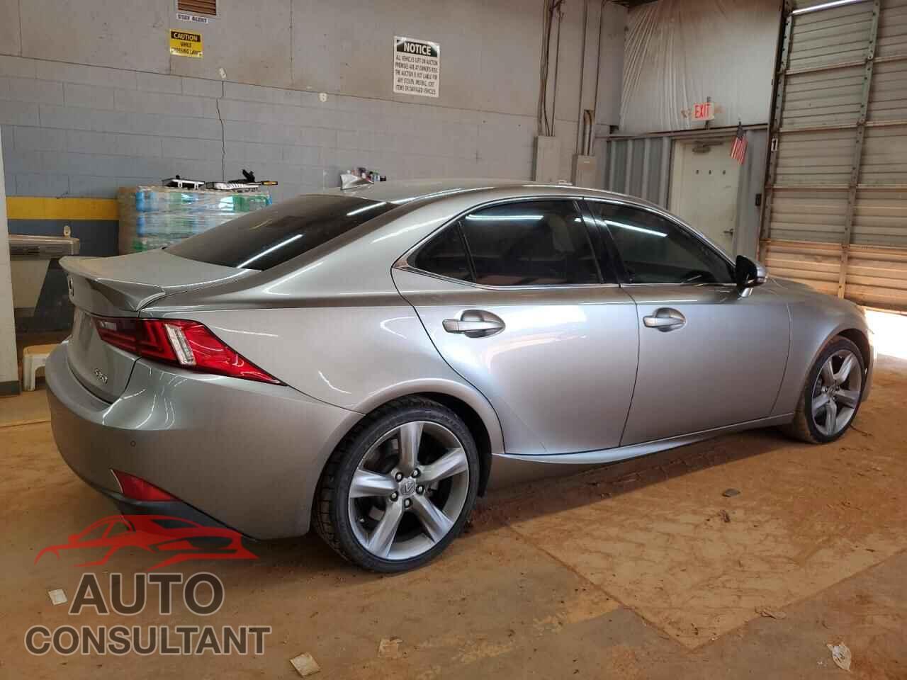 LEXUS IS 2015 - JTHBE1D25F5020797
