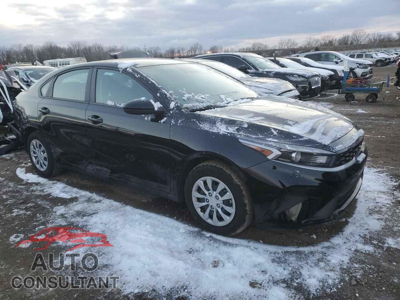 KIA FORTE 2023 - 3KPF24AD5PE677429