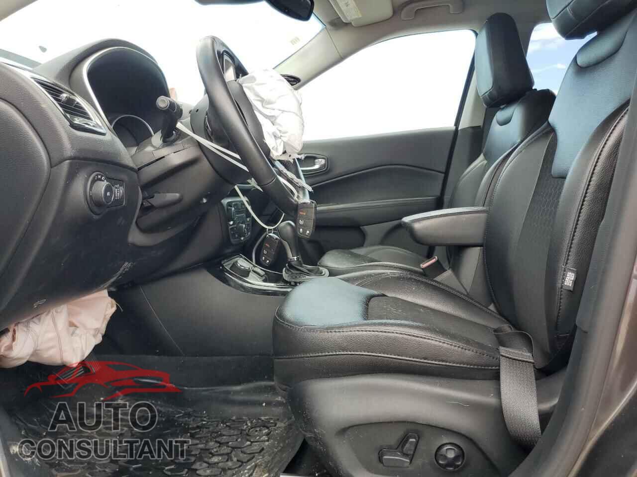 JEEP COMPASS 2018 - 3C4NJDBB6JT314975