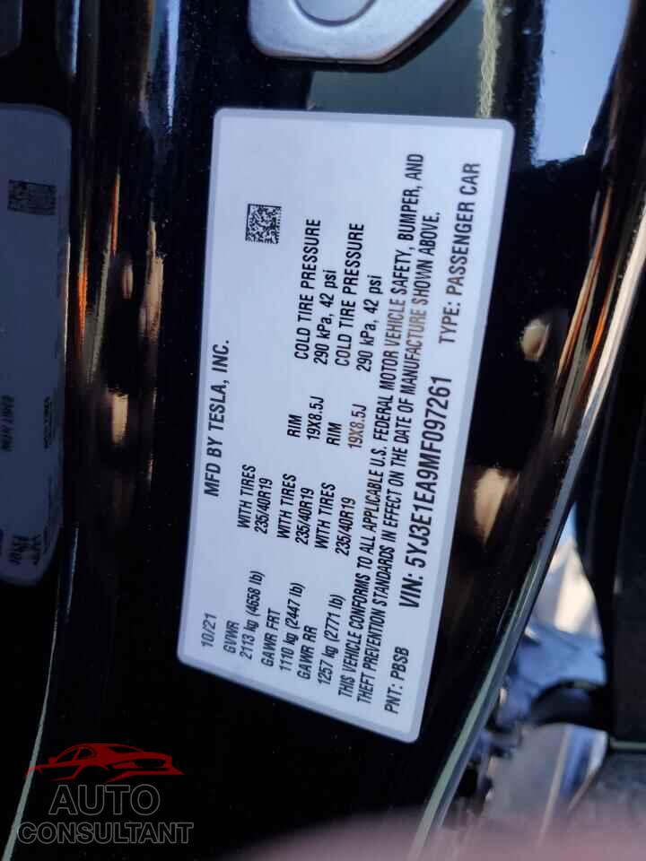 TESLA MODEL 3 2021 - 5YJ3E1EA9MF097261
