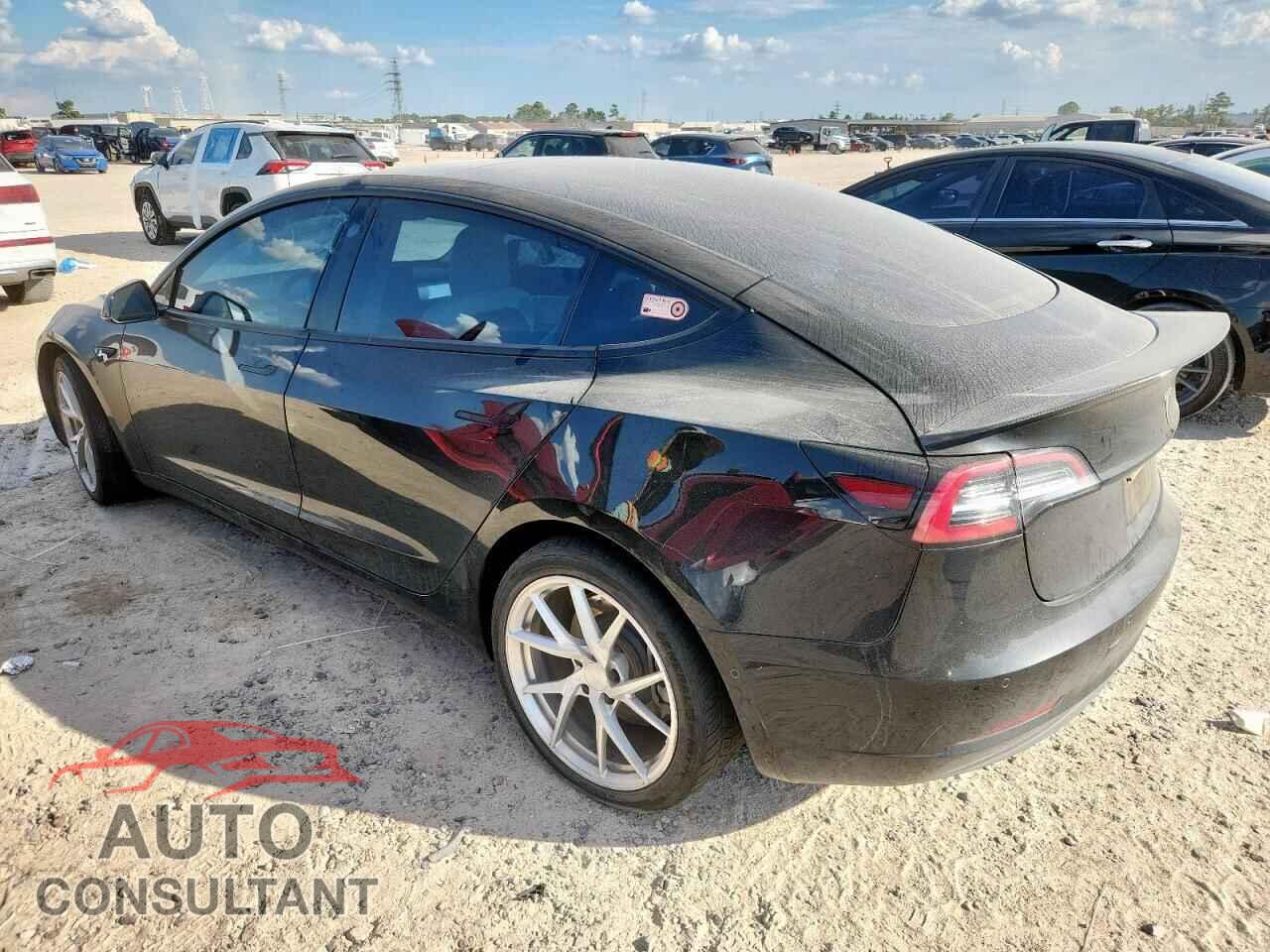 TESLA MODEL 3 2021 - 5YJ3E1EB2MF903403