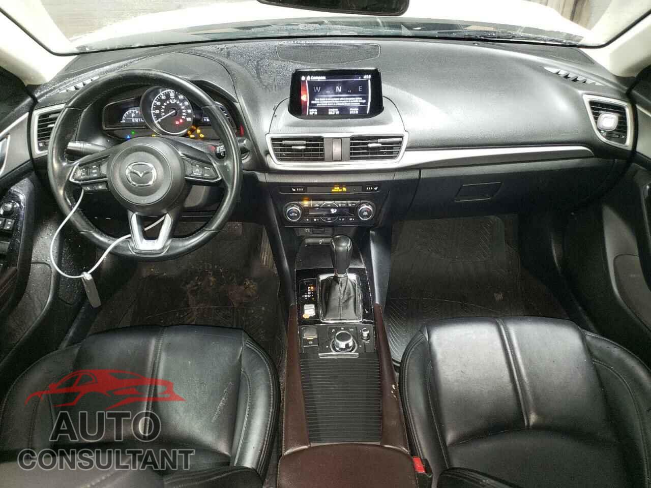 MAZDA 3 2017 - 3MZBN1V76HM150061