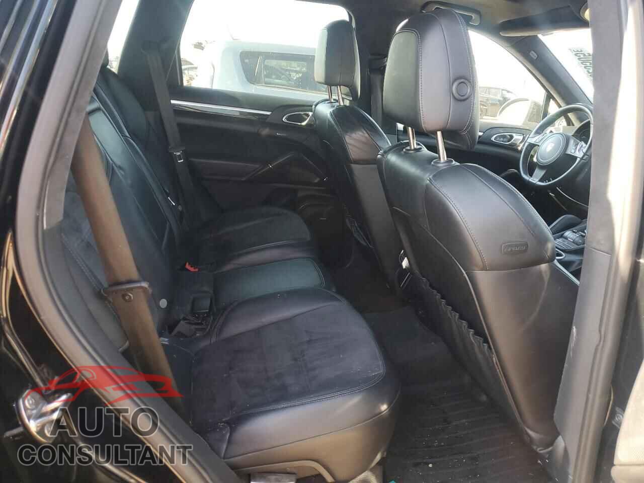 PORSCHE CAYENNE 2013 - WP1AD2A29DLA72497