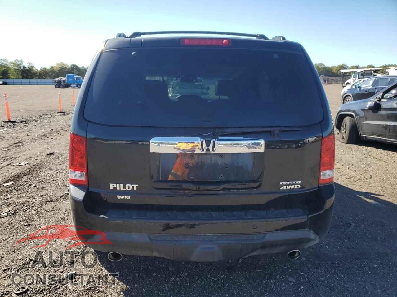 HONDA PILOT 2015 - 5FNYF4H94FB033170
