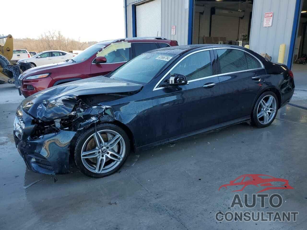 MERCEDES-BENZ E-CLASS 2018 - WDDZF4KB1JA377269