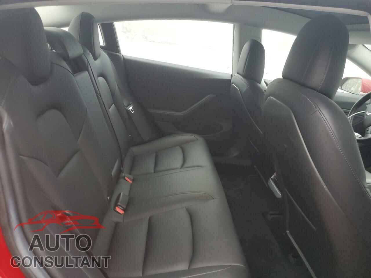 TESLA MODEL 3 2018 - 5YJ3E1EA5JF016848