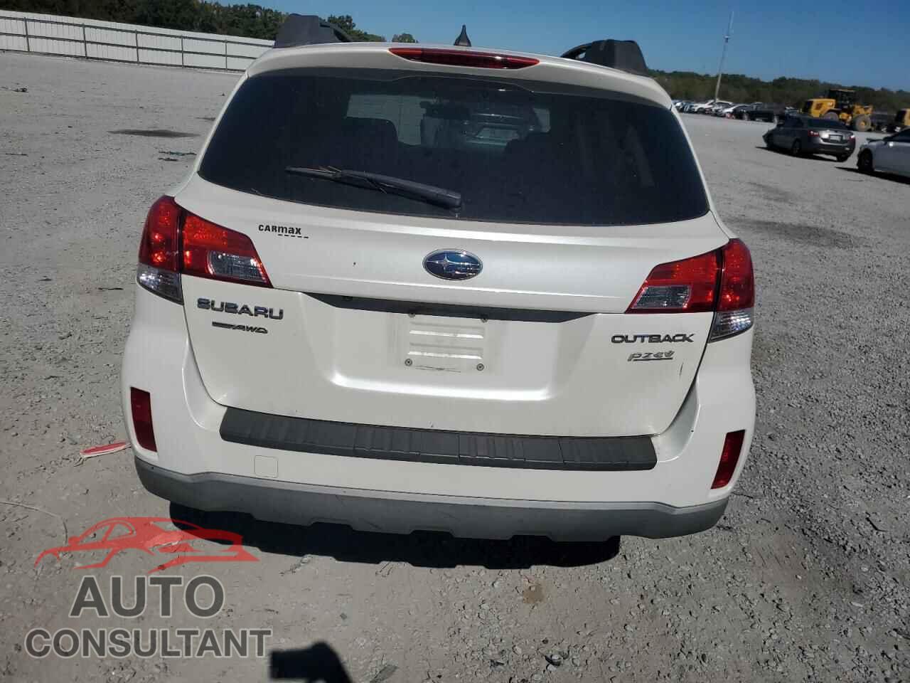 SUBARU OUTBACK 2014 - 4S4BRBLC8E3228636