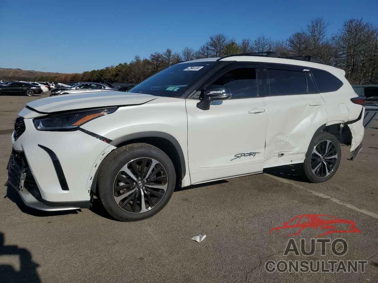 TOYOTA HIGHLANDER 2022 - 5TDLZRBH7NS195870