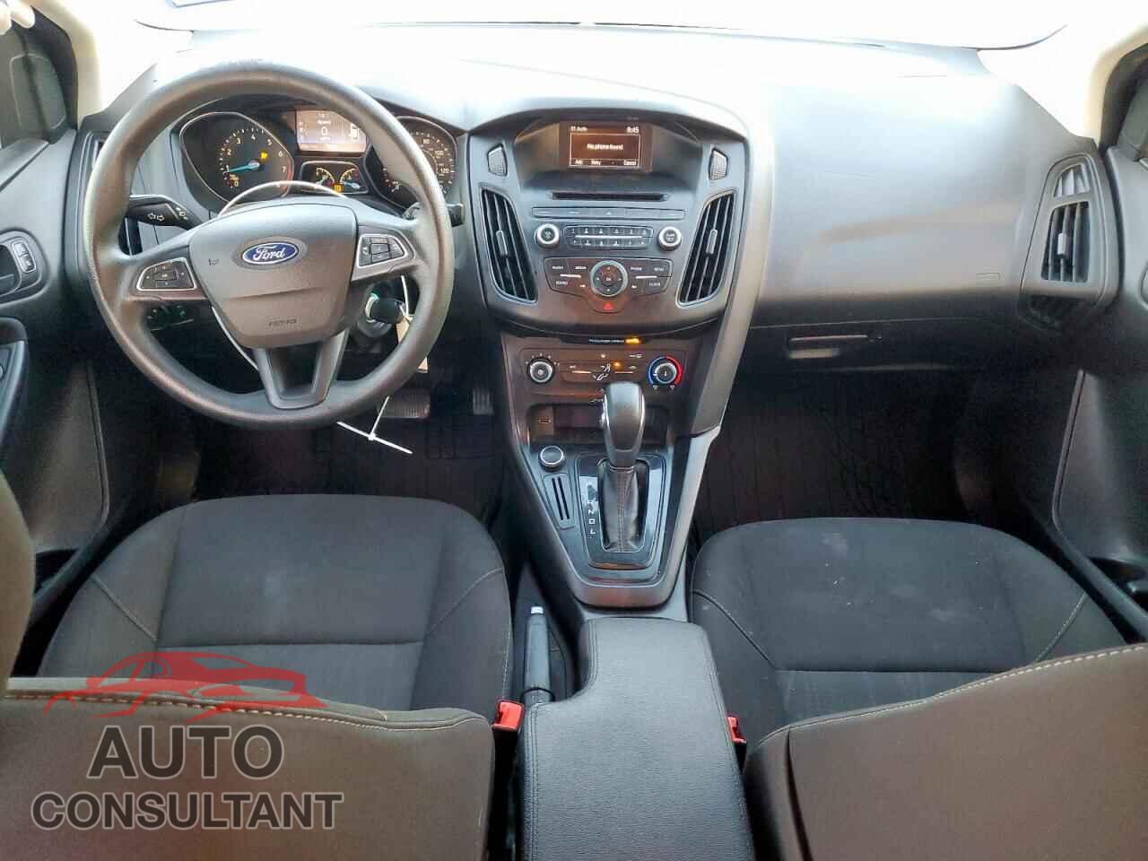 FORD FOCUS 2017 - 1FADP3E26HL307701