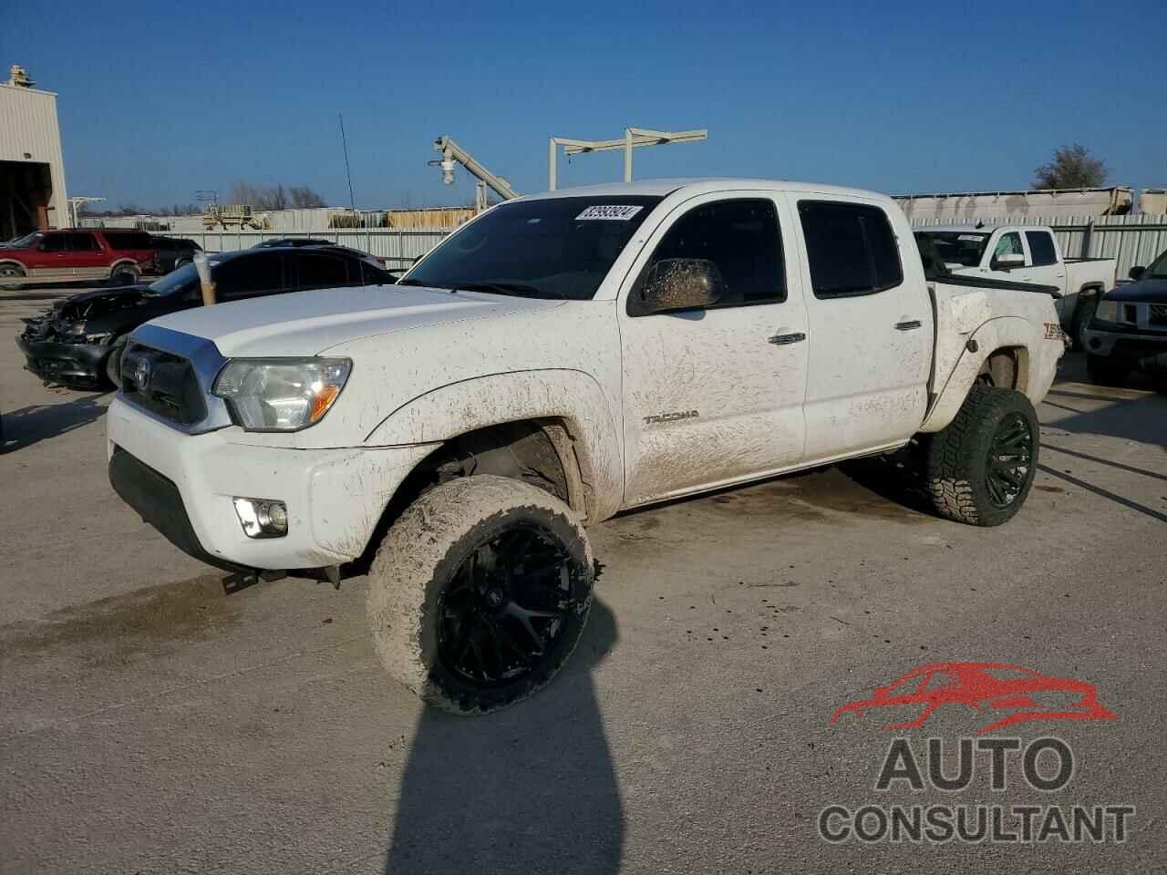 TOYOTA TACOMA 2014 - 5TFLU4EN8EX102111