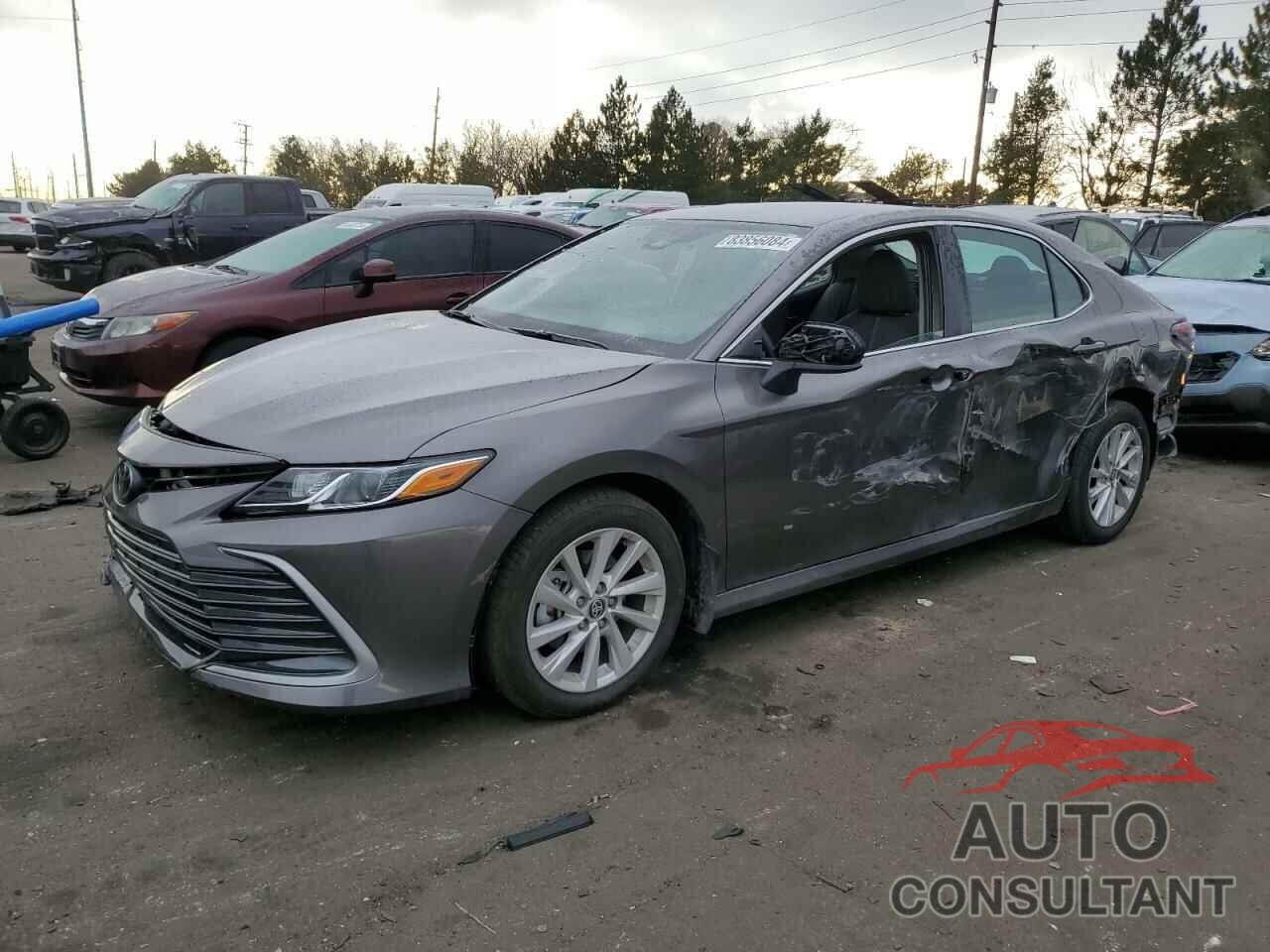 TOYOTA CAMRY 2024 - 4T1C11BK0RU130246