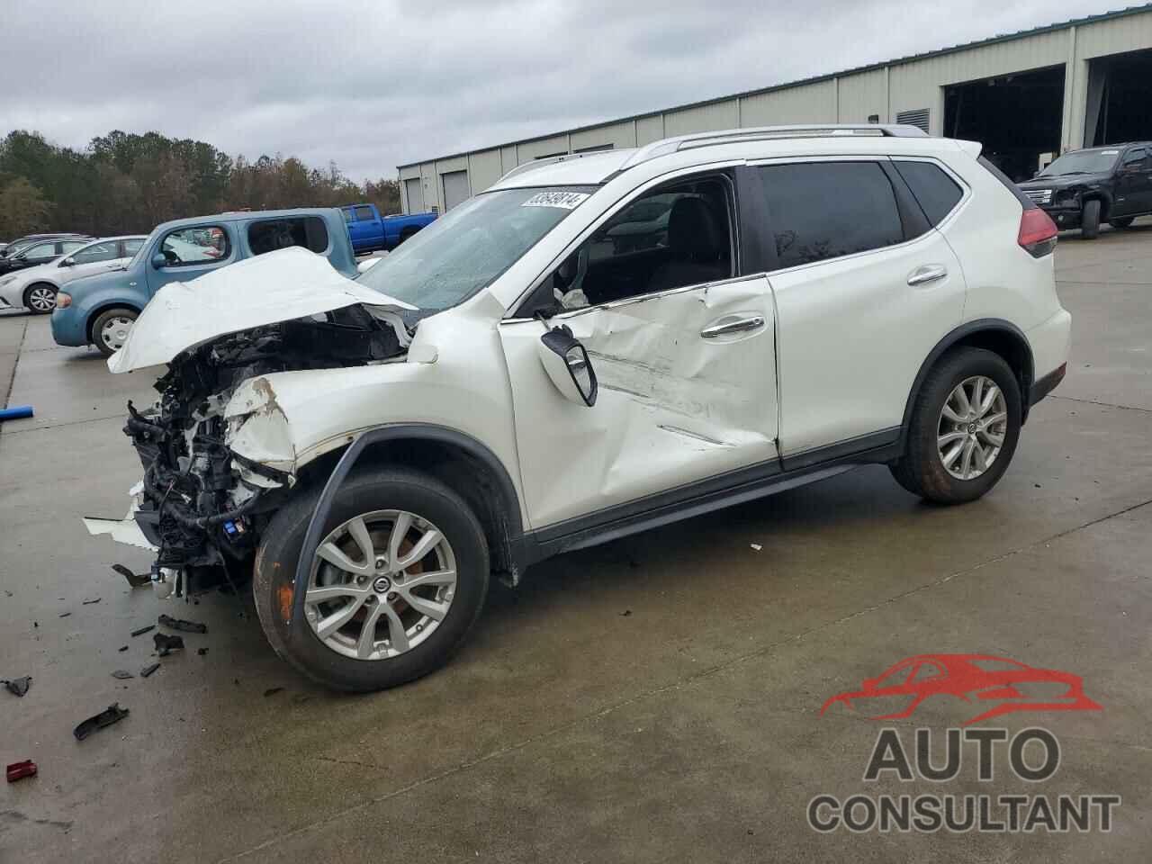 NISSAN ROGUE 2017 - KNMAT2MT8HP604376