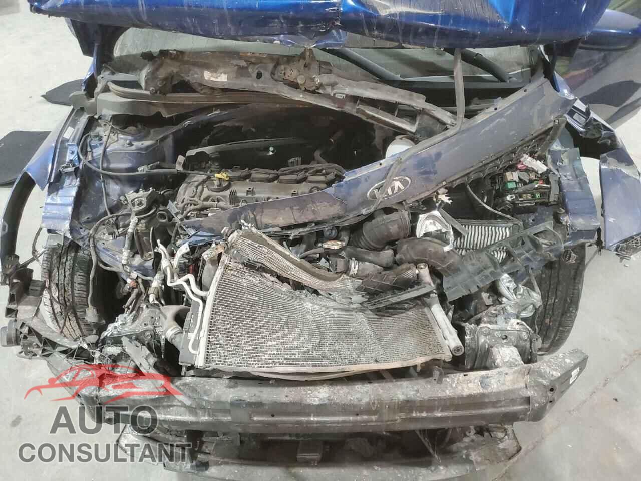 KIA FORTE 2018 - 3KPFK4A74JE197965
