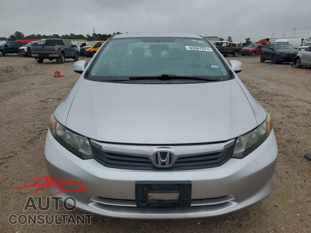 HONDA CIVIC 2012 - 2HGFB2F52CH589962