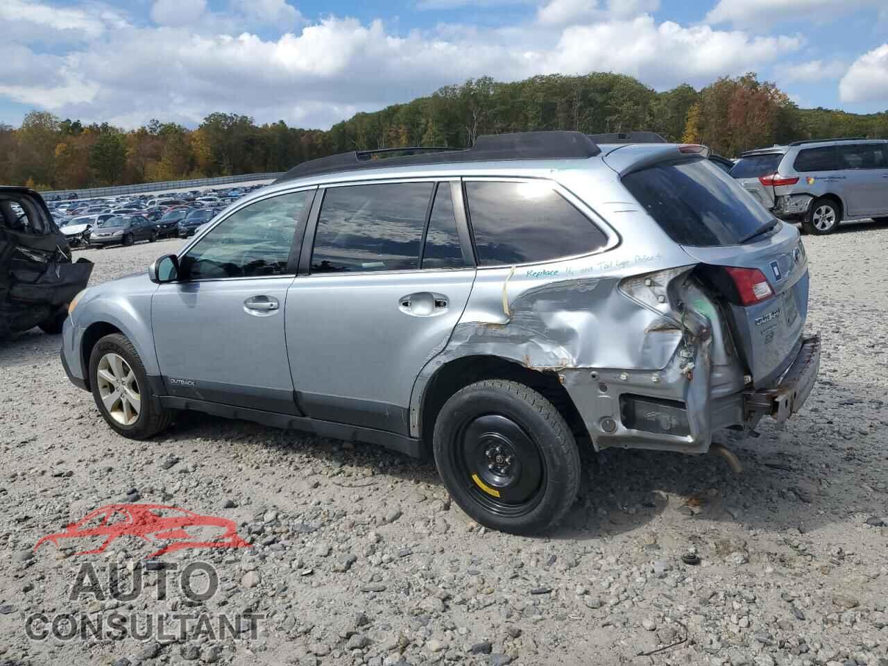 SUBARU OUTBACK 2013 - 4S4BRBCC7D3273128