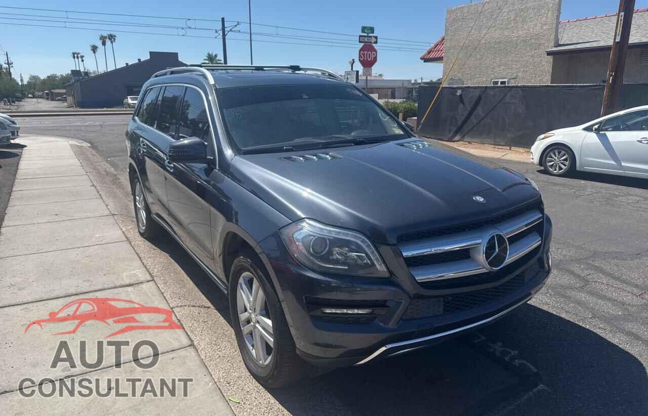MERCEDES-BENZ GL-CLASS 2013 - 4JGDF7CE0DA257512
