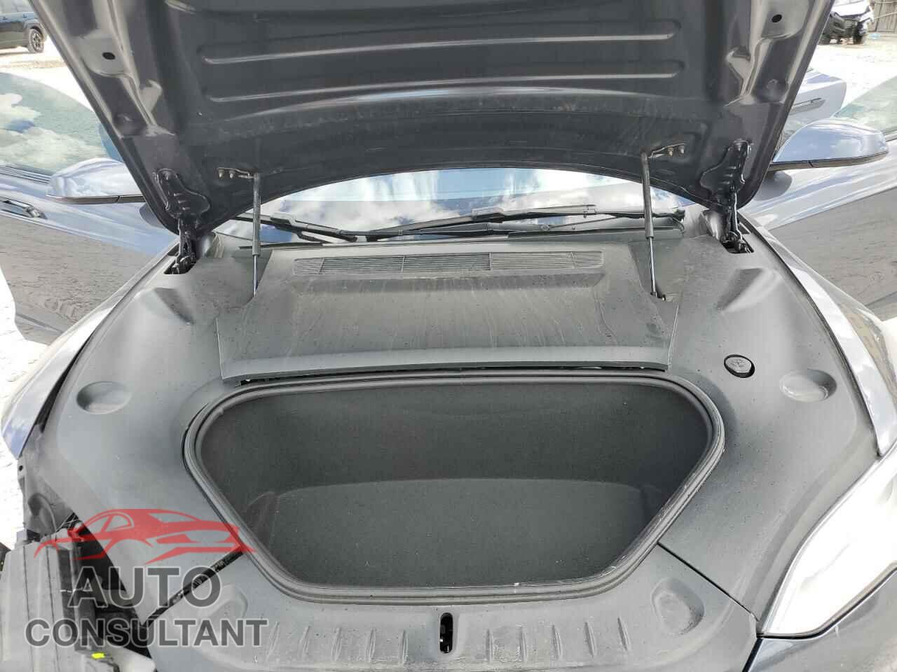 TESLA MODEL S 2021 - 5YJSA1E5XMF441965