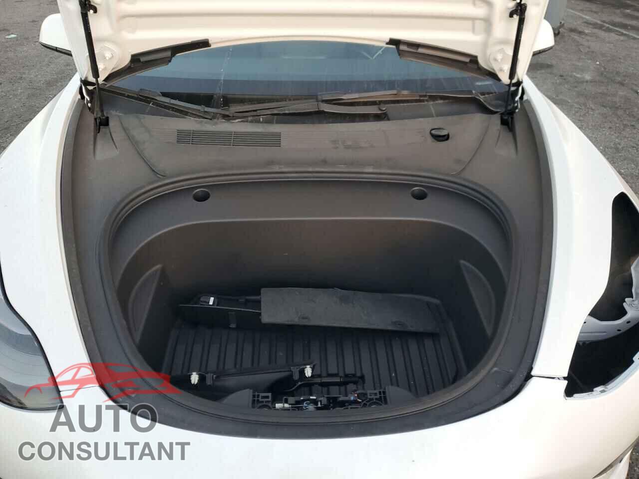 TESLA MODEL 3 2023 - 5YJ3E1EA6PF413431