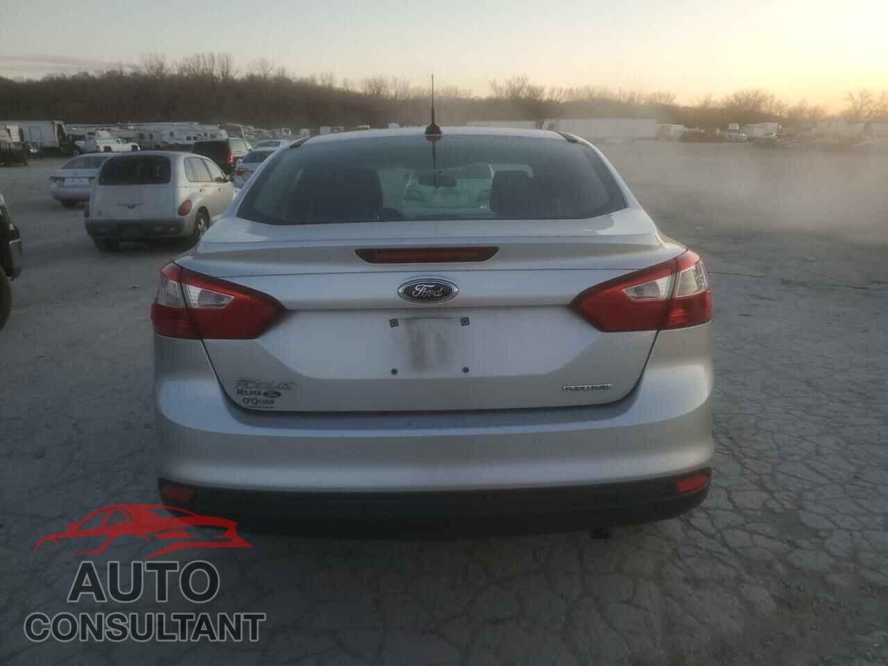 FORD FOCUS 2013 - 1FADP3E21DL221013