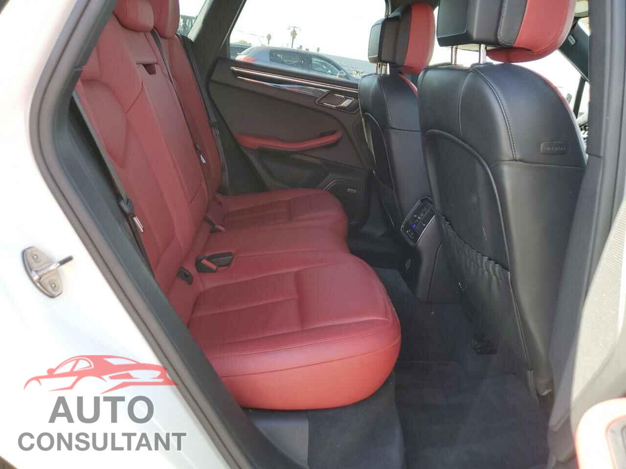 PORSCHE MACAN 2017 - WP1AA2A54HLB02546