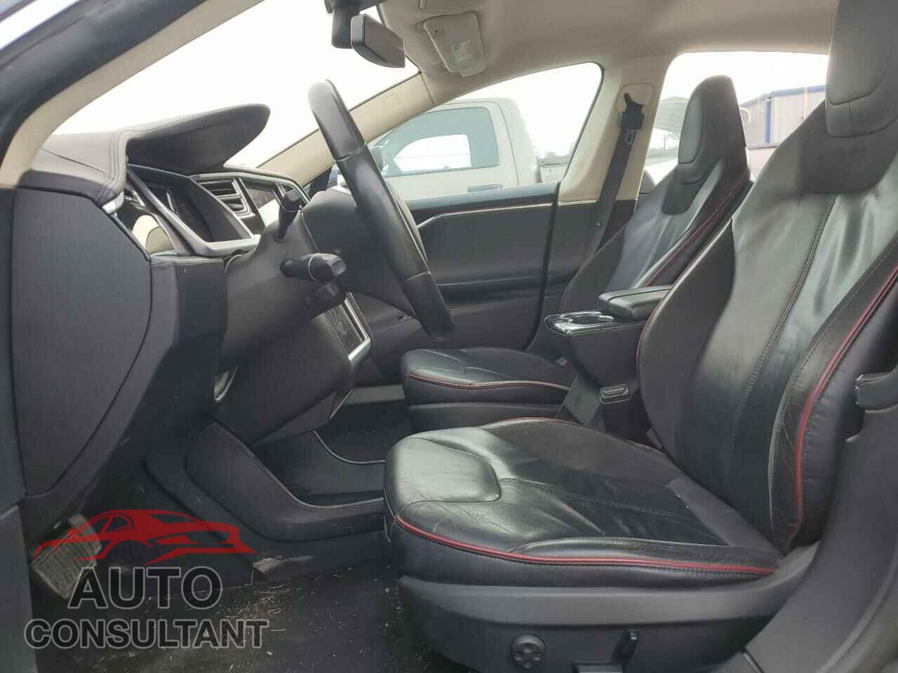 TESLA MODEL S 2013 - 5YJSA1CN4DFP21013
