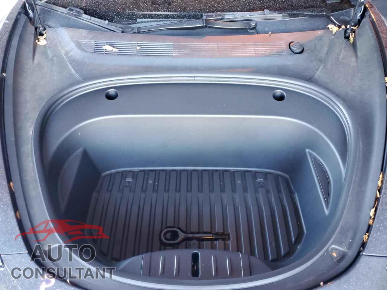 TESLA MODEL 3 2023 - 5YJ3E1EAXPF709133