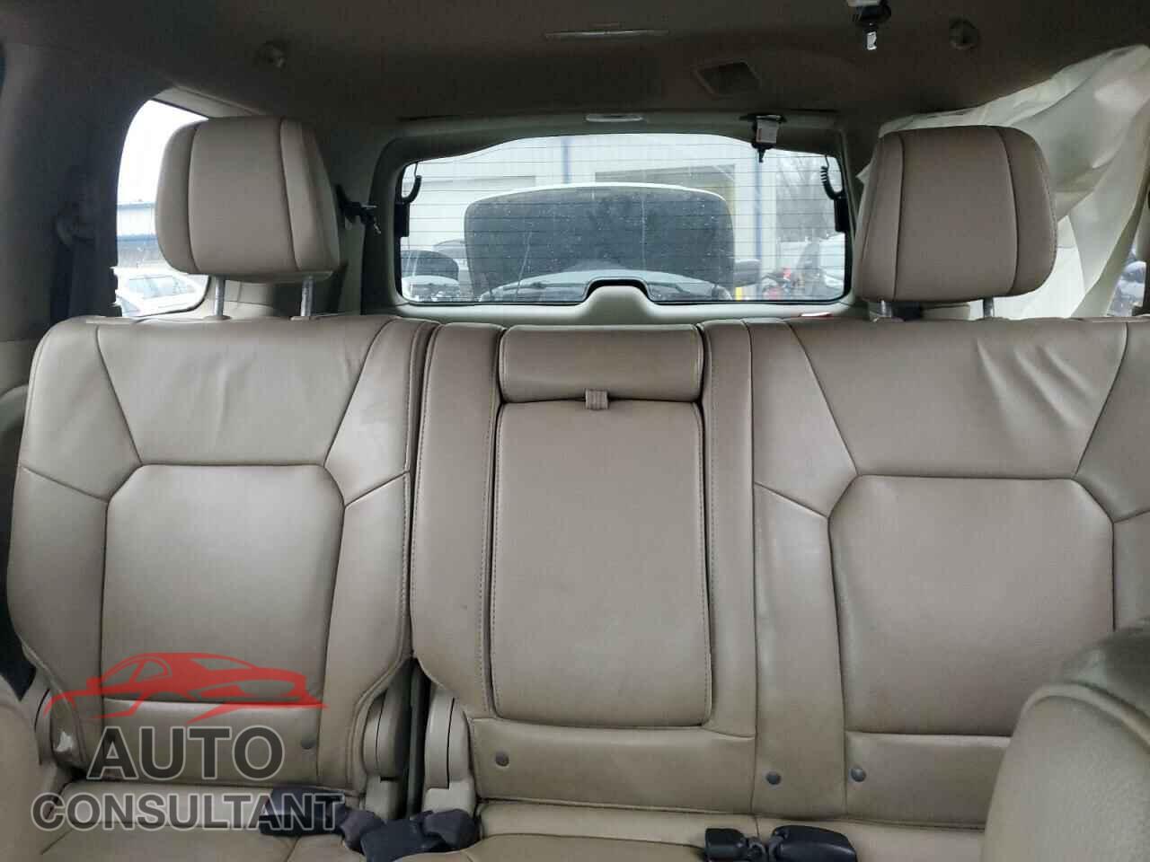 HONDA PILOT 2012 - 5FNYF4H56CB030165