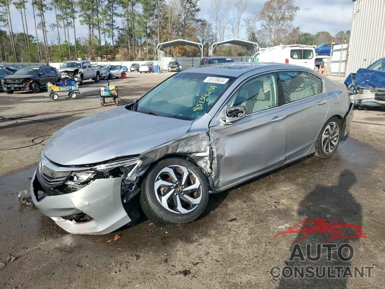 HONDA ACCORD 2017 - 1HGCR3F85HA040387