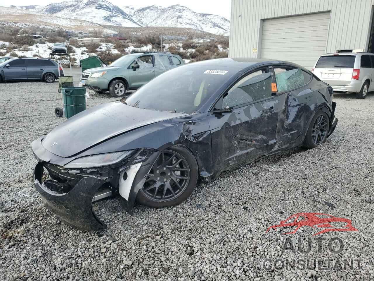 TESLA MODEL 3 2025 - 5YJ3E1EA0SF902075