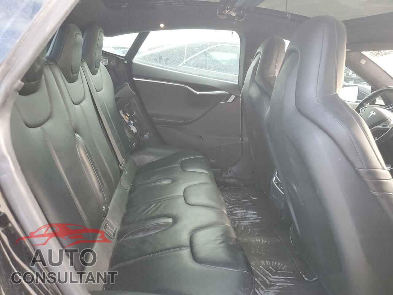 TESLA MODEL S 2016 - 5YJSA1E10GF160517
