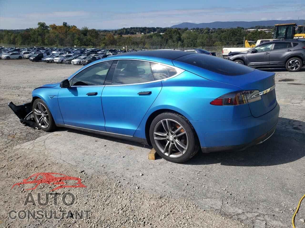 TESLA MODEL S 2015 - 5YJSA1E21FF118915