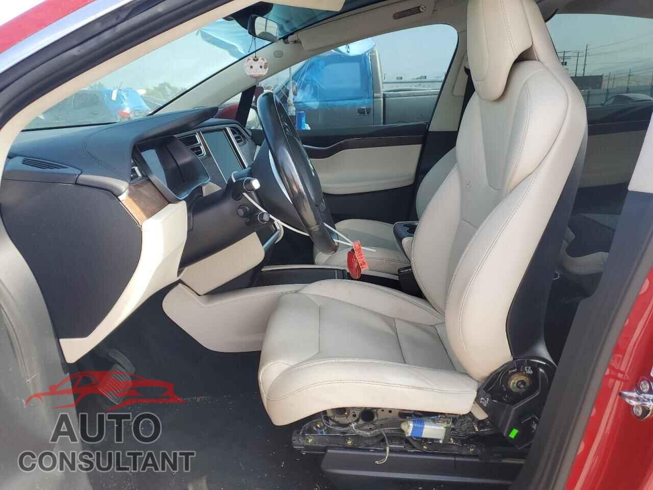TESLA MODEL X 2017 - 5YJXCDE21HF068943