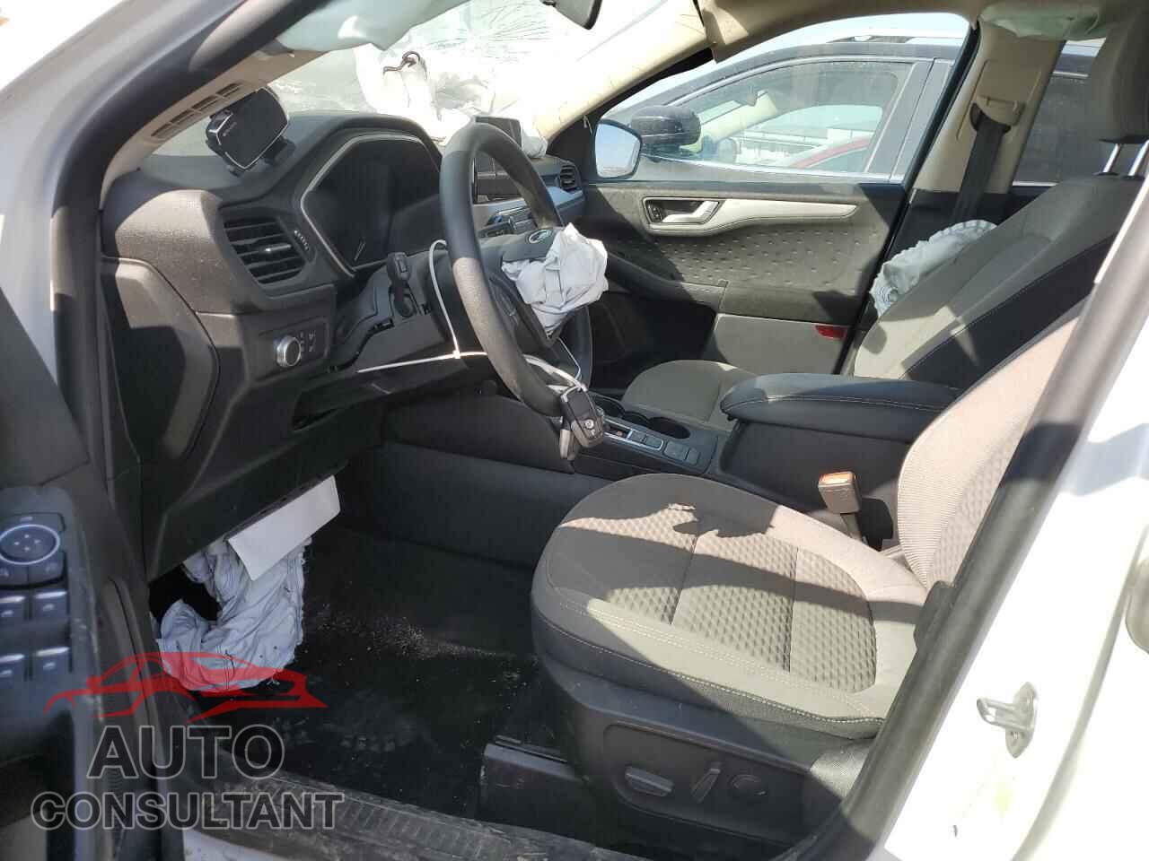FORD ESCAPE 2020 - 1FMCU0G68LUA76781