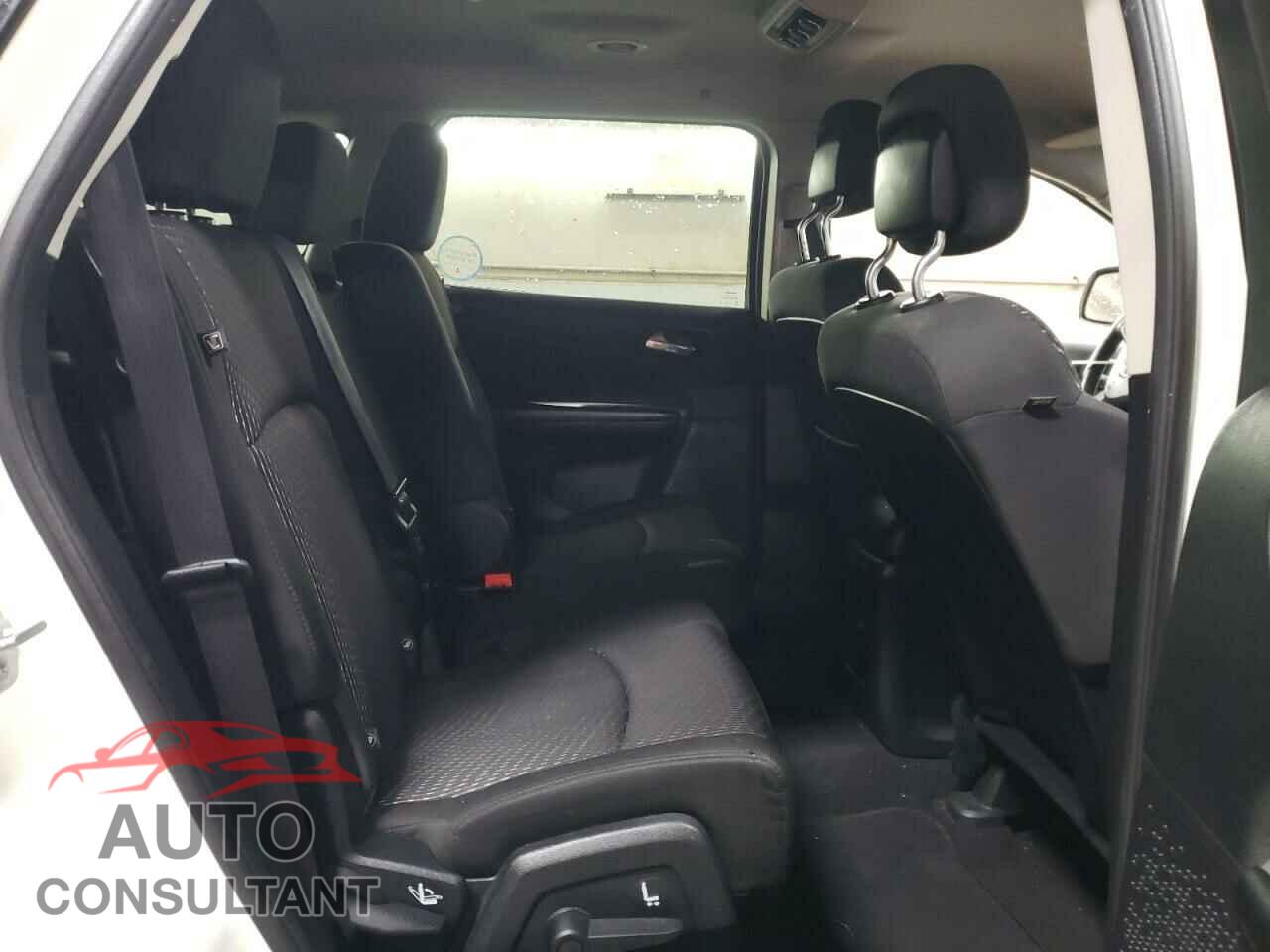 DODGE JOURNEY 2015 - 3C4PDCBB9FT586941